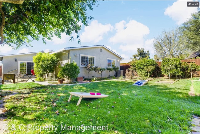 Building Photo - 3 br, 3 bath House - 554 Menker Ave
