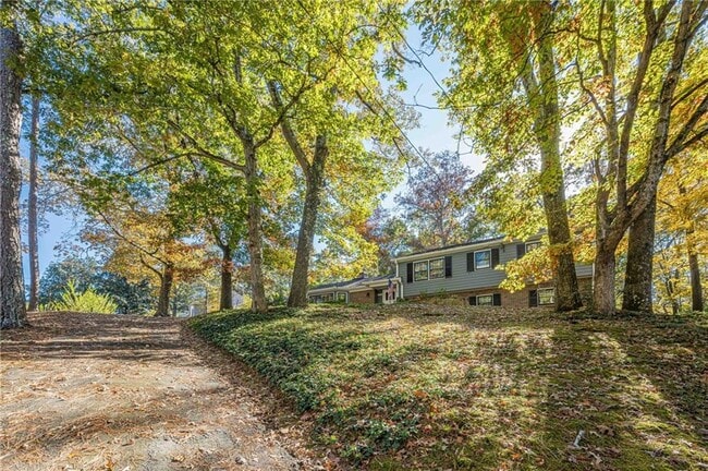 Foto del edificio - 6640 Williamson Dr NE