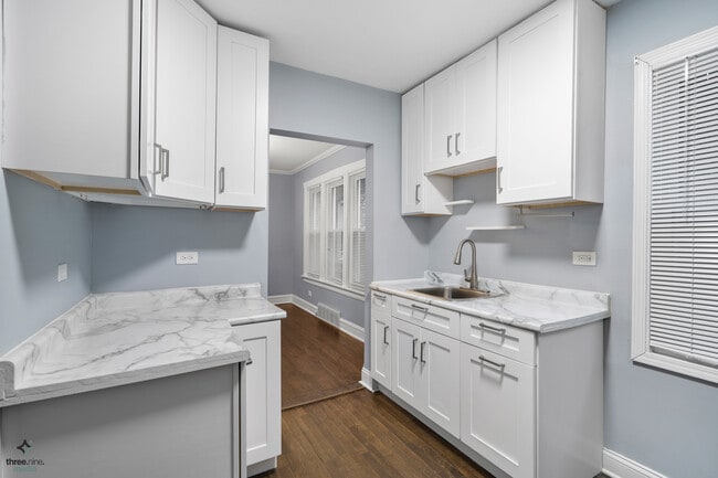 Foto del edificio - 5620 N Marmora Ave