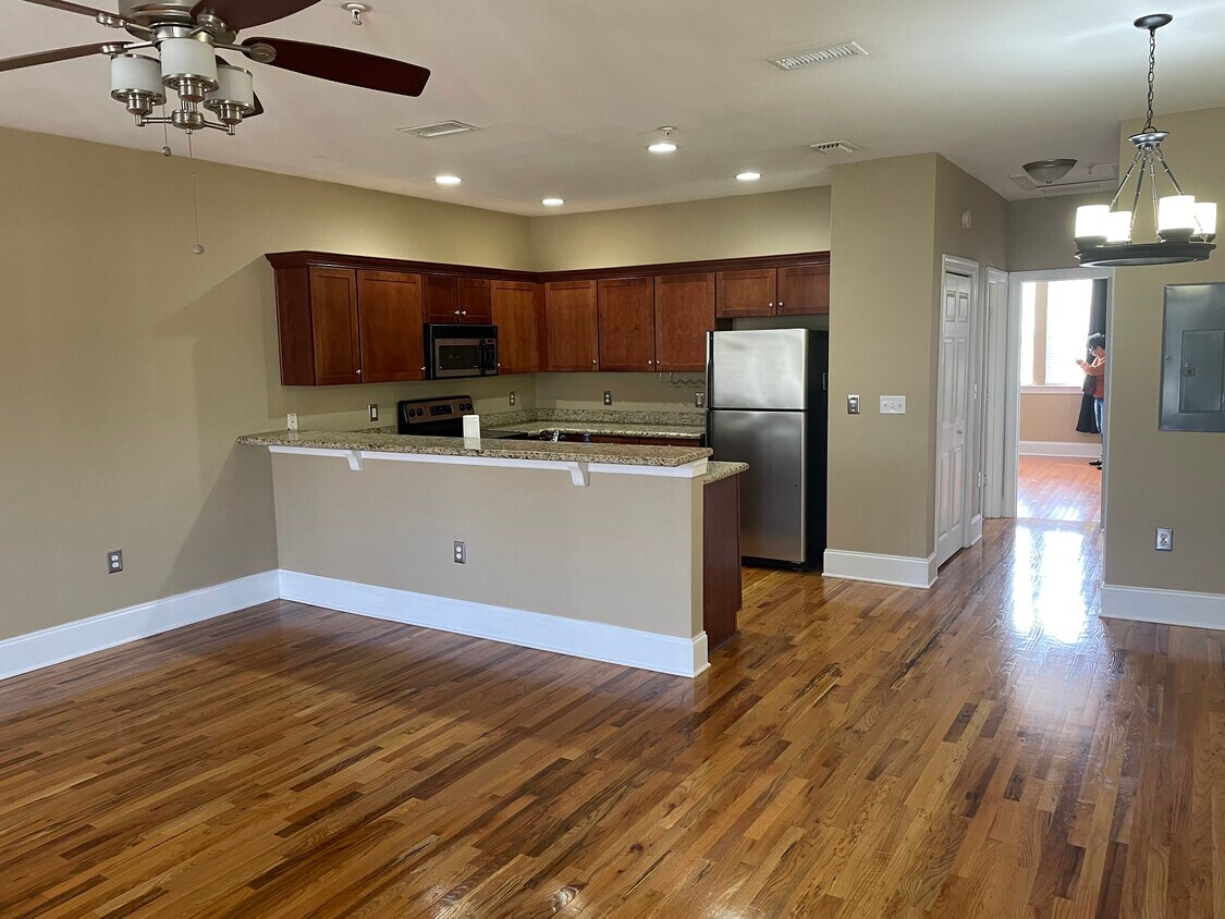 415 Saint Francis St Unit 134, Tallahassee, FL 32301 Condo for Rent