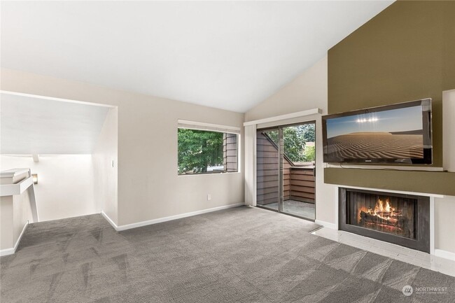 Foto del edificio - Great 1bed 1bath Location in Kirkland! Next to Village at Totem Lake Mall