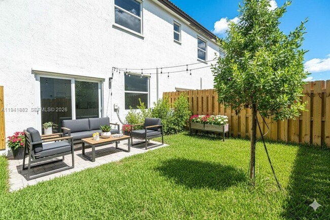 Foto del edificio - 2646 SE 27th Dr