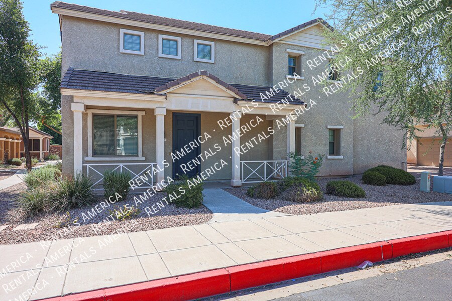 Foto principal - 591 S Buena Vista Ct