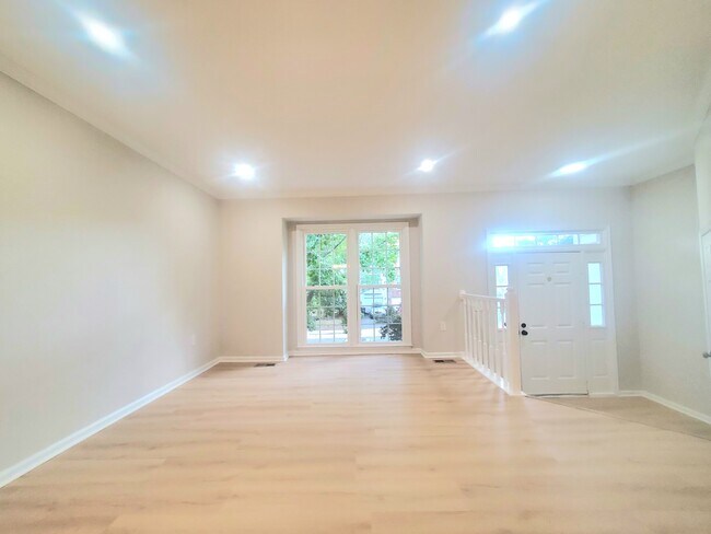 Foto del edificio - 14142 Betsy Ross Ln