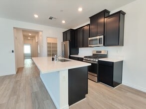 Building Photo - 267 Cordelia Cove Ave