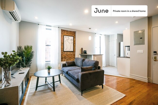 Building Photo - Room in Shared 3 bed/2 bath home in Upper West Side