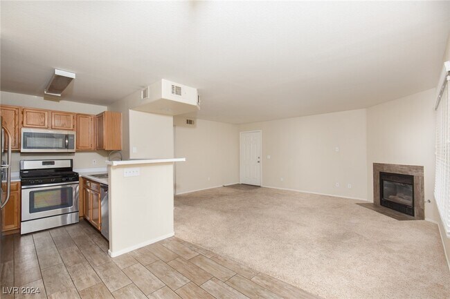 Foto del edificio - 8450 Alta Dr
