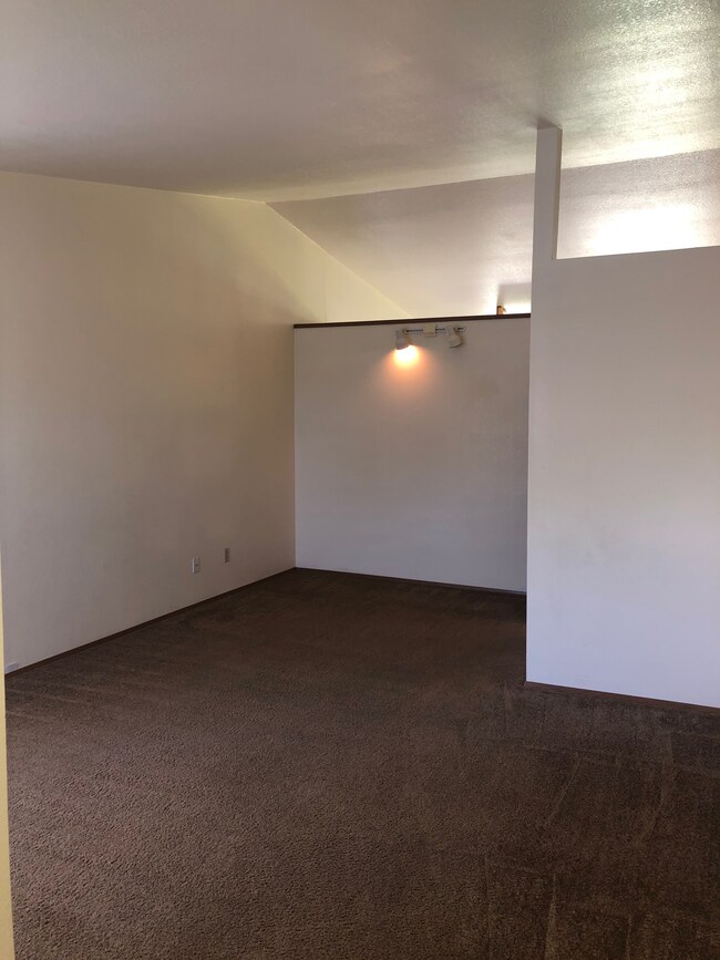 Foto del edificio - 6601 Skyline Ave