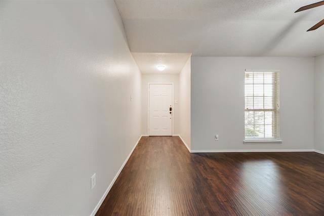 Building Photo - 9139 Grand Canal Dr