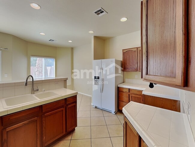 Building Photo - 257 Serenity Ridge Ct