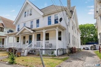 Building Photo - 135 Sherwood Ave