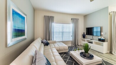 Building Photo - 3141 Pequod Pl