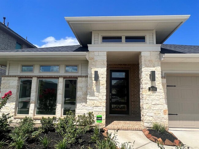 Building Photo - 1639 Boone Holw Ln