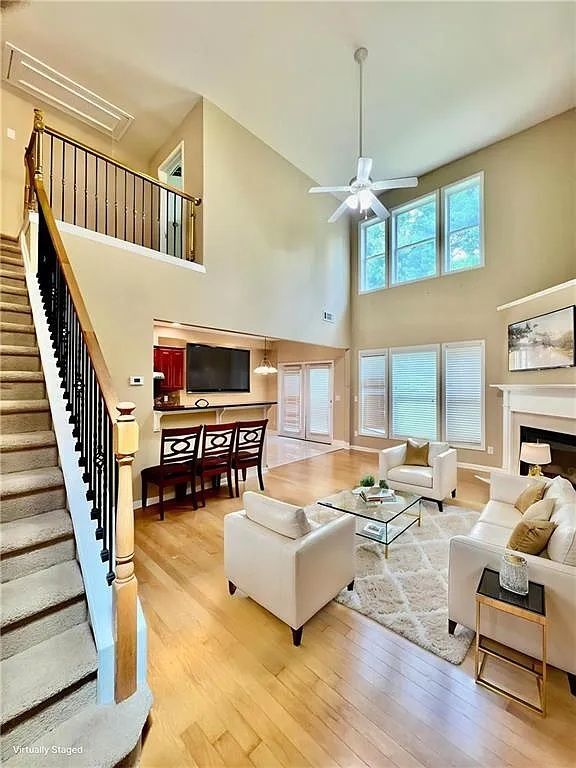 Foto del edificio - 2549 Worrall Hill Way