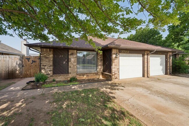Foto del edificio - 3703 Southwind Ave