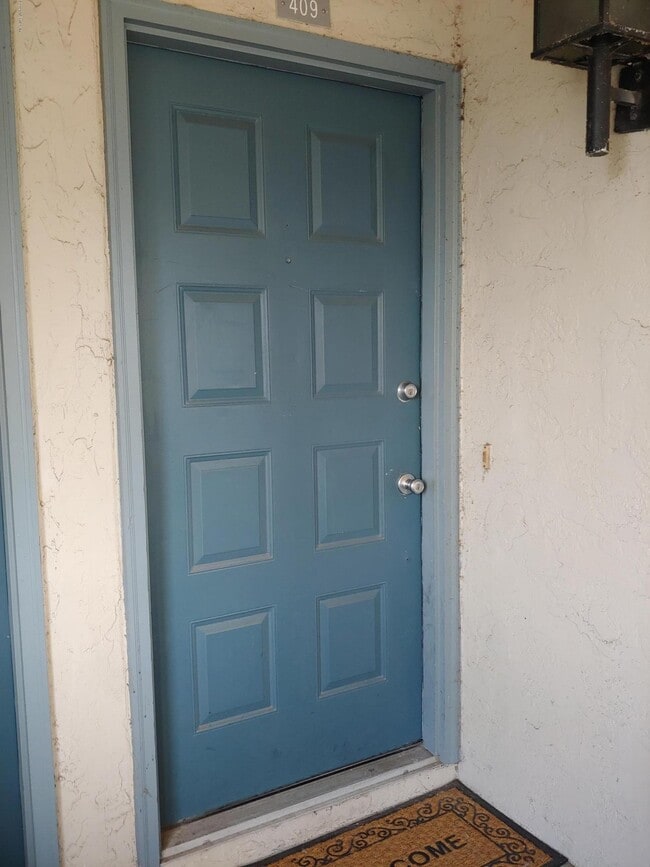 Building Photo - 5615 San Juan Ave