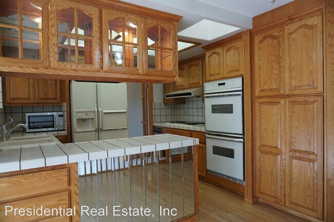 Foto del edificio - 4 br, 3 bath House - 332 Avenida Arboles