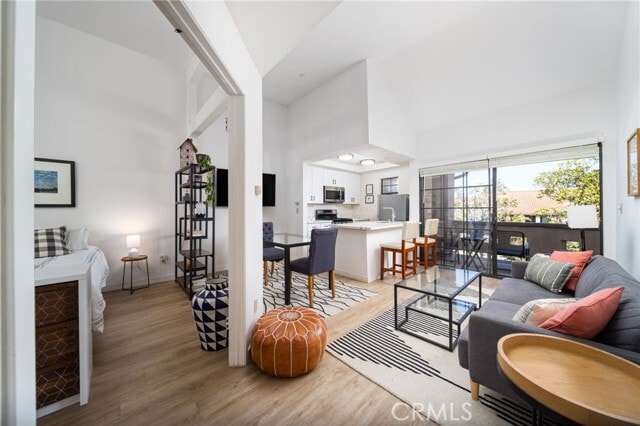 Building Photo - 1046 Calle Del Cerro