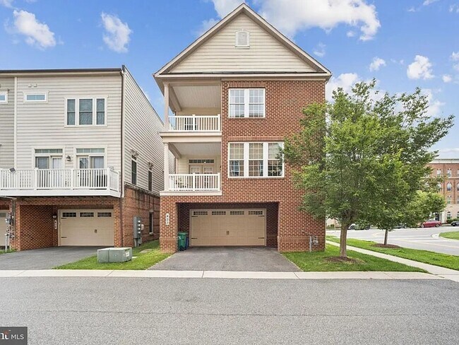Foto del edificio - Spacious 4BR House in Gaithersburg