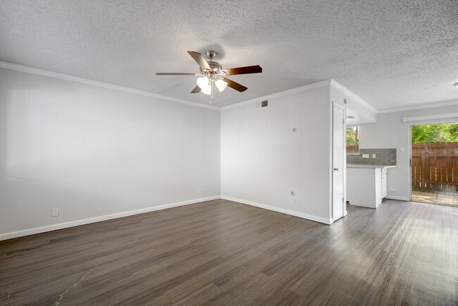 Building Photo - 5905 Hidden Valley Trail