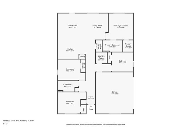 Foto del edificio - Corner Lot Comfort with a Bright Open Layout