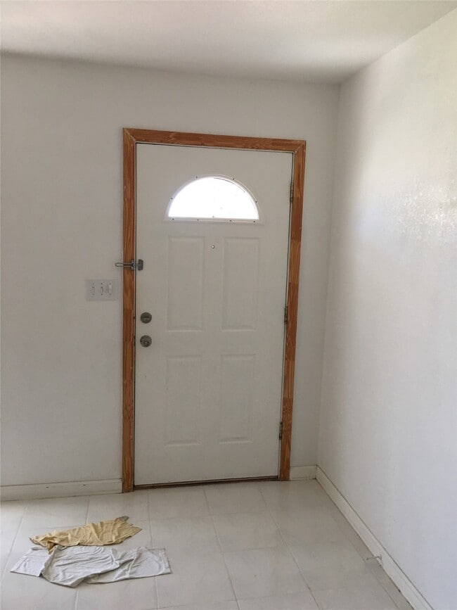 Building Photo - 10802 Heatherford Dr Building Photo - 10802 Heatherford Dr