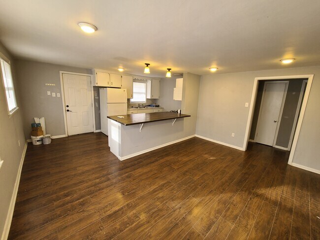 Foto del edificio - 1509 W Worley St