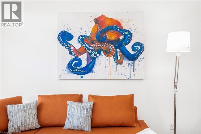 Building Photo - 34 Plains Rd E