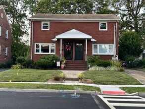 Building Photo - 758 2nd St