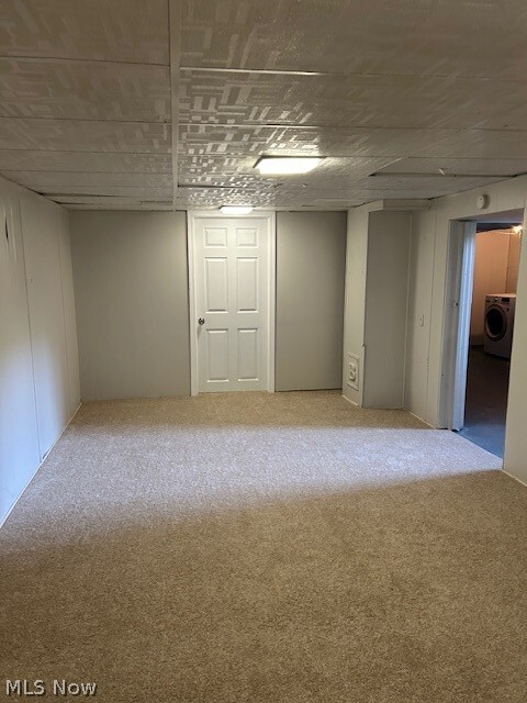 Building Photo - 8391 Broadview Rd