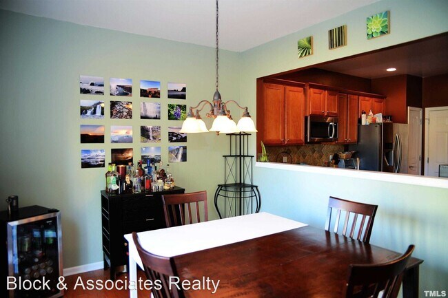 Foto del edificio - 3 br, 2.5 bath House - 8616 Thunderwood Drive