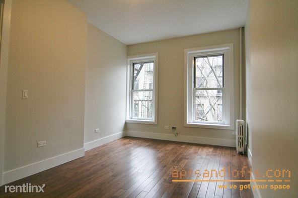 Building Photo - 131 Greenpoint Ave