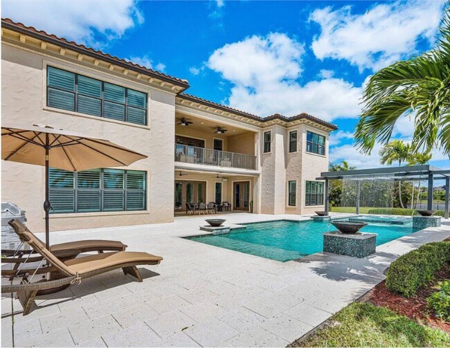 Foto del edificio - 17511 Cadena Dr