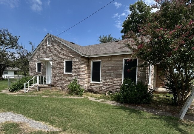 Building Photo - 157 FM 3393
