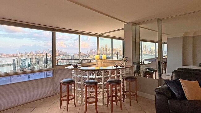 Foto del edificio - 380 Mountain Rd