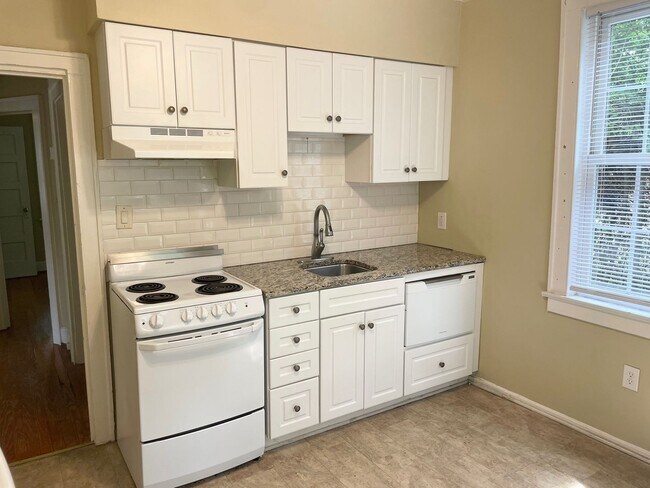 Foto del edificio - Stand Alone Cottage