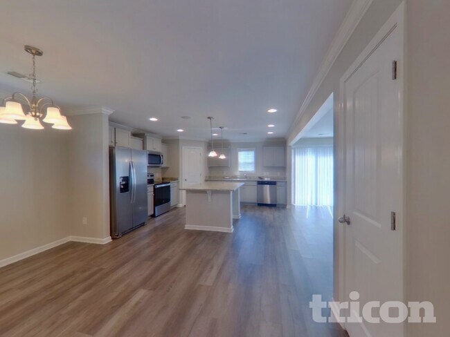 Building Photo - 214 Pilcher Dr