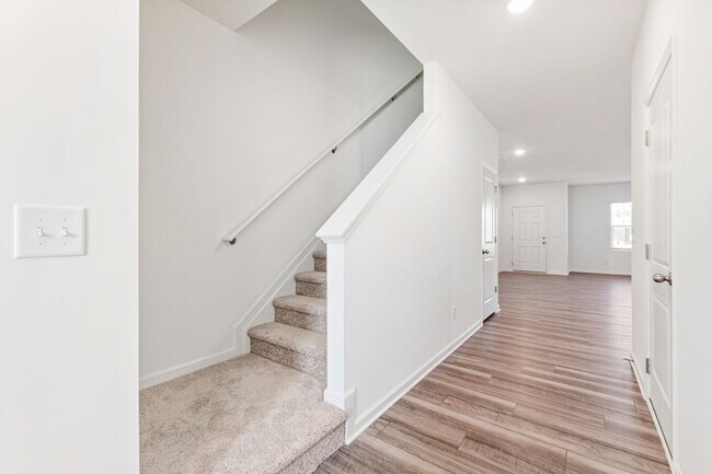 Building Photo - Brand New 3 Bedroom Wake Forest Townhome