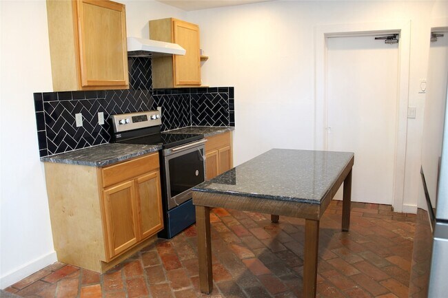 Foto del edificio - 6319 Milwee St