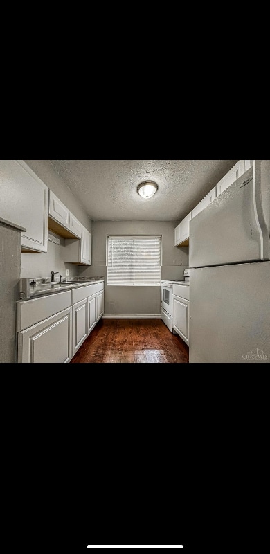 Photo - 3107 Bracken Woods Ln House