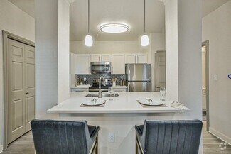 Building Photo - 12592 Whittington Dr
