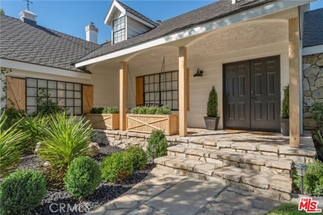 Building Photo - 2729 Parton Cir