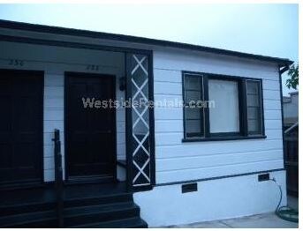 Building Photo - 230 4th Ave