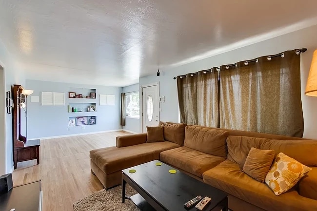 Building Photo - 6824 Harvala St