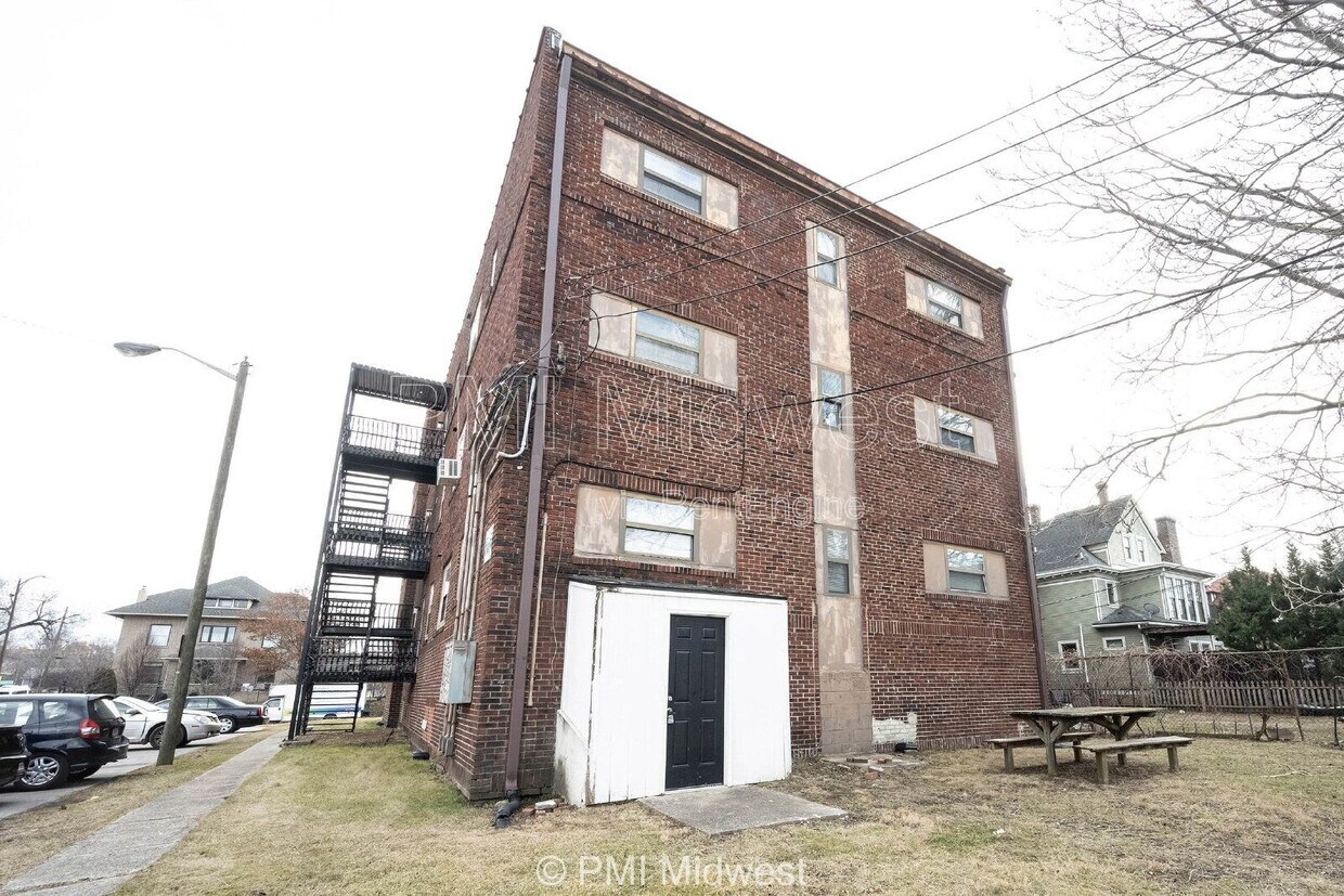 Foto del edificio - 2060 N Delaware St
