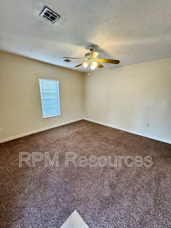 Foto del edificio - 118 Birch Ave