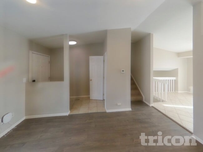 Building Photo - 3830 Vicksburg Terrace