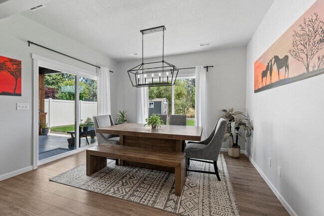 Foto del edificio - Spokane Valley Two-story - Available Now!