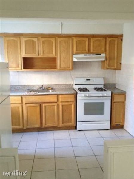 Building Photo - 211 Clark Pl