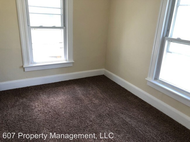 Building Photo - 4 br, 2 bath House - 133 Ackley Ave